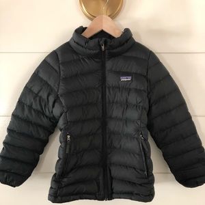 PATAGONIA!! girls size SMALL down sweater 🧥 ❤️